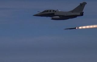 First guided firing of Meteor from Rafale (@byMBDA/Twitter)