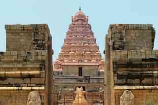 Gangaikonda Cholapuram temple, photo by QiNi.