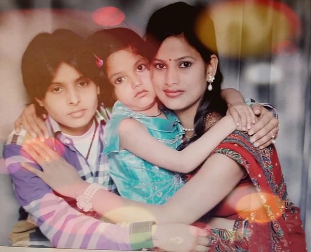 Chanchal (left), Priya (right) with Priya’s daughter in between. The picture is from 2013