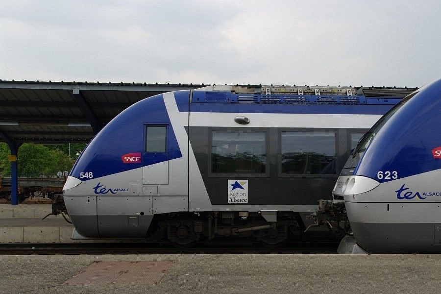 Representative image of a semi-high speed train.
