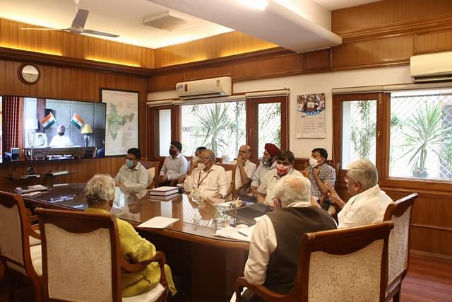 Union Minister Gajendra Shekhawat, Haryana CM Manohar Lal Khattar and Punjab CM Amarinder Singh at SYL canal meeting. (Picture: Twitter/@gssjodhpur)