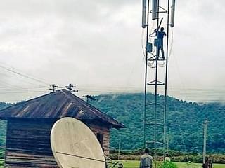 The solar powered mobile tower in Arunachal Pradesh's Vijaynagar (Twitter/@ChanglangIpr)