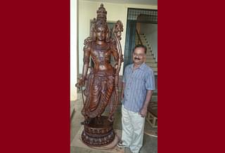 Ramamurthy Achar with the 7 foot tall Rama idol