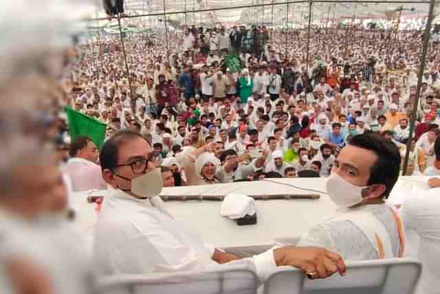 Abhay Singh Chautala and Jayant Chaudhary at the Mathura 'mahapanchayat' (Twitter/@AbhaySChautala) 