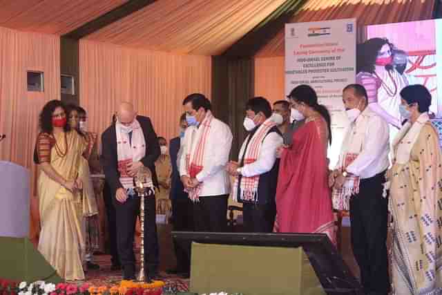 Assam CM Sarbananda Sonowal with Israeli envoy to India Dr Ron Malka (Pic Via Twitter)