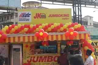 Jumbo King, the food truck at Pune Railway Station.