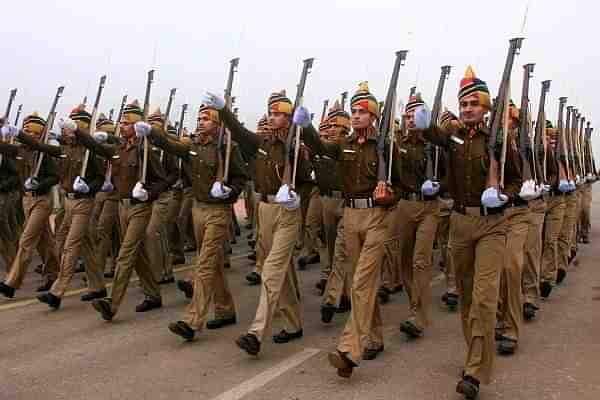 Delhi Police officers march during Republic Day in 2009.&nbsp; (Wikipedia)