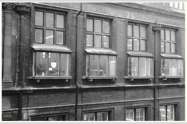 Figure 8a. A view of the Dixon lab at Cambridge, from the 1900s. The building houses the Department of Chemical Engineering at present (Source: The National Center for Biotechnology Information)