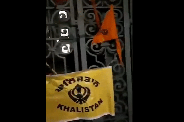 Khalistani supporters raised flags of so-called Khalistan at the Indian Embassy in Rome (Pic Via Twitter)