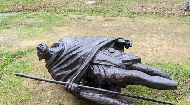 The vandalised statue of Mahatma Gandhi was found by a park employee in the early hours of morning of January 27, the police said. (Source: change.org)