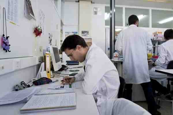 Medical research (Wikimedia Commons)