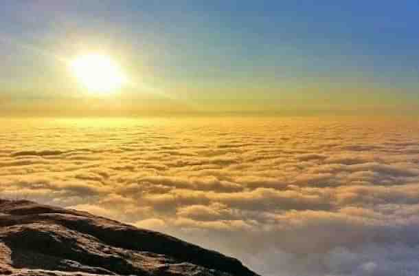 A view from Nandi Hills (chikkaballapur.nic.in)