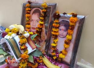 A picture of Dolly and his nine-year-old daughter Meenakshi