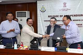 The pact was signed in the presence of Labour Minister Santosh Kumar Gangwar (Pic Via PIB Website)