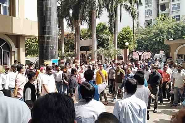 Canara Bank Employees on strike (rajeshroxu/Twitter)