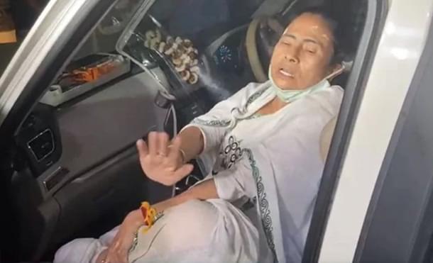 Mamata Banerjee after the alleged ‘attack’. (Twitter)