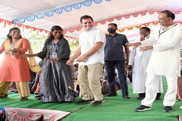 Rahul Gandhi dancing in Kanyakumari