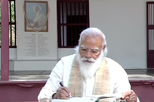 PM Modi at Sabarmati Ashram, Ahmedabad at launch of Amrit Mahotsav of independence (Source: @ANI/Twitter)