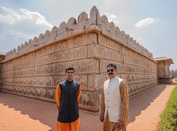 Krishna Devaraya with his son Tirumala Venkata Devaraya