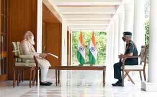 PM Modi with Indian Army Chief General M M Naravane (Pic Via PIB Website)