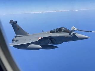 IAF’s Rafale fighter being refueled mid-air.&nbsp;