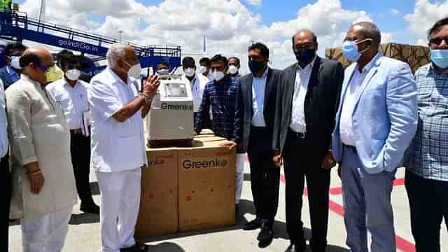 Karnataka Chief Minister B S Yediyurappa with Green Co group founder Anil Chalamalashetty and Mahesh Kohli