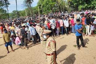 Public awaiting to receive Covid-19 Ayurvedic medicine (via Twitter)