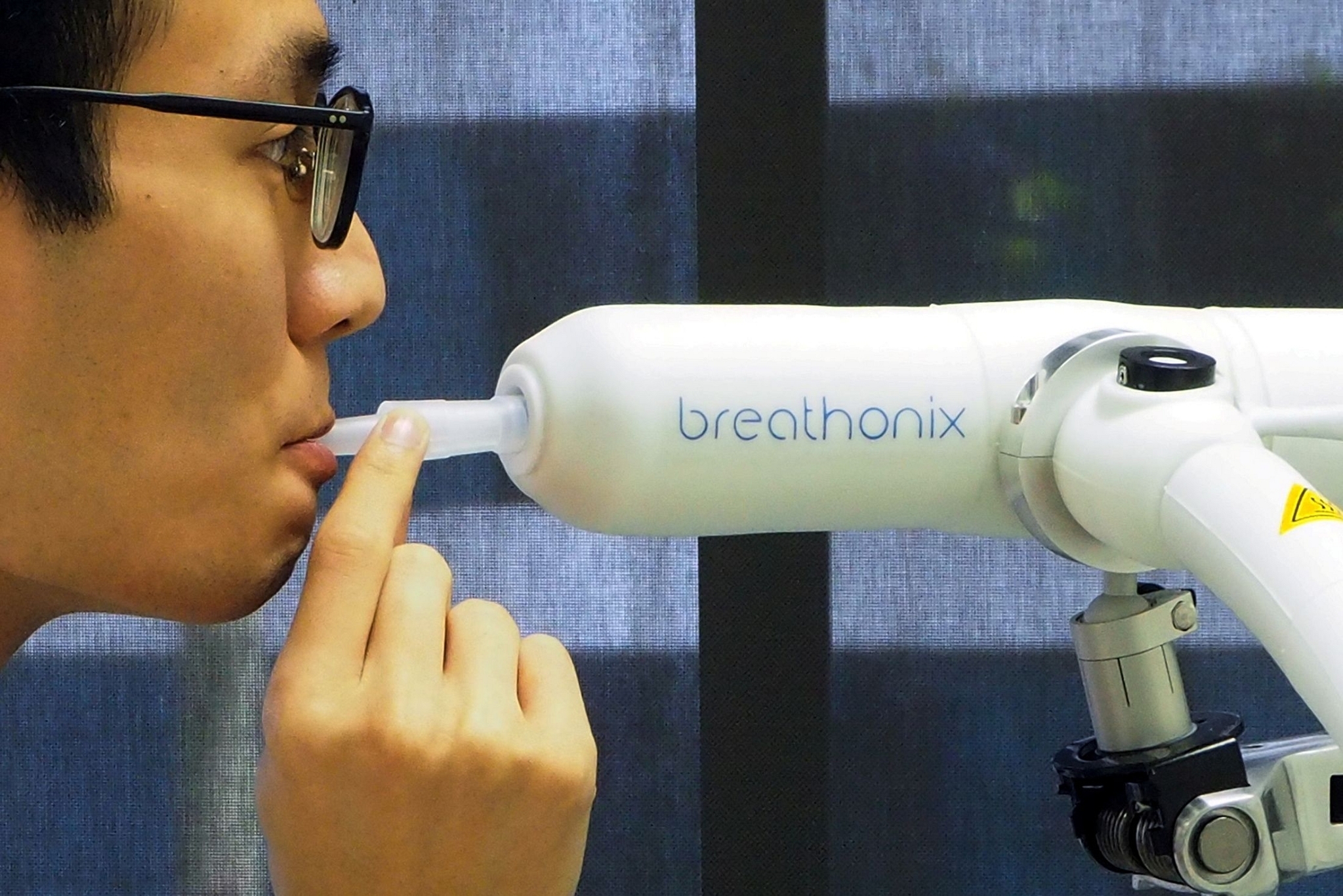 The breath analysis system 
