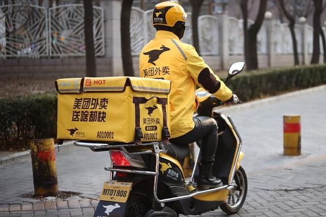 A Meituan delivery person.