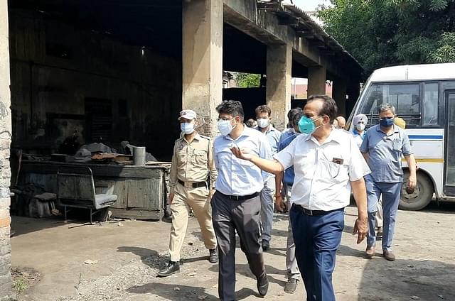 Officials at Old Jammu Station (Pic via Twitter)