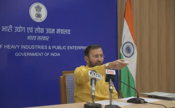 Union Minister Prakash Javadekar inaugurated the tech innovation platforms. (Pic Via Twitter)