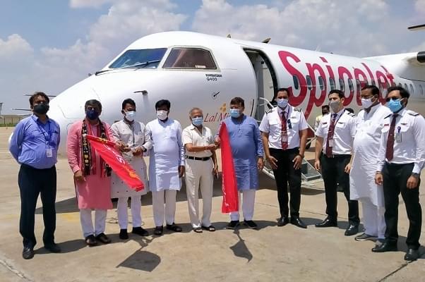 Senior government functionaries flagging off a SpiceJet flight from Gwalior.