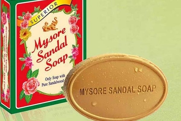 Buy Kerala Sandal - Exotic Thrill White - Grade 1 Soap with Creamy Lather -  125g - Pack of 4 Online at Best Prices in India - JioMart.