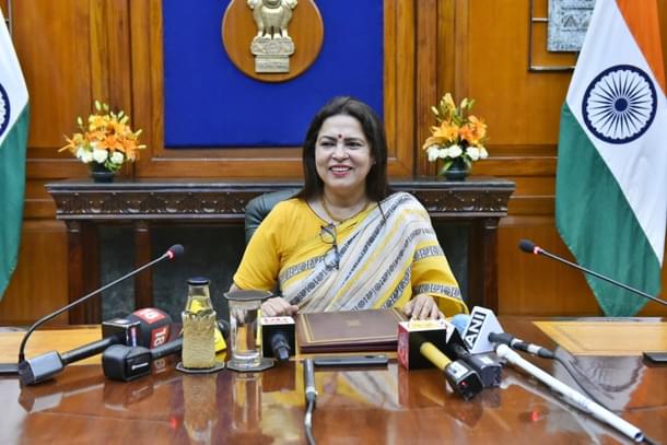MoS in MEA Meenakashi Lekhi (Pic Via Twitter)