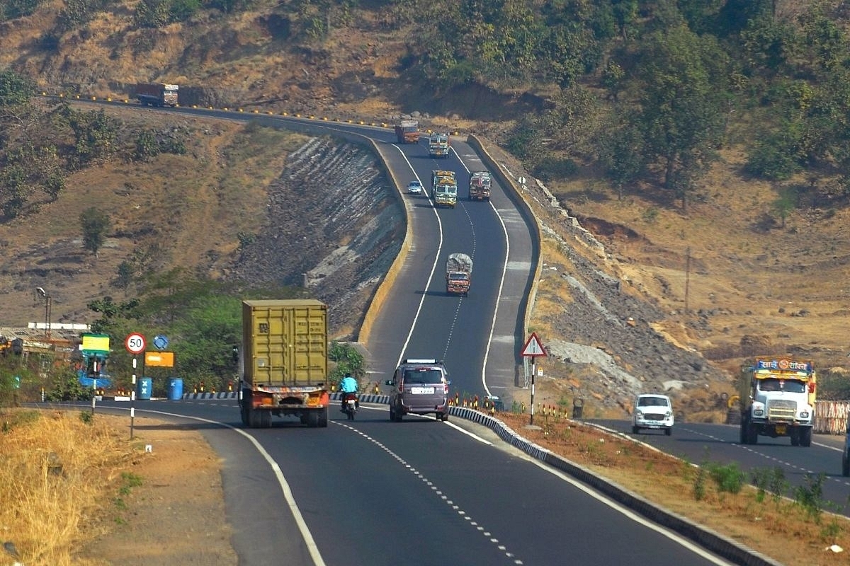 Mumbai-Agra National Highway near Kasara Ghat in Maharashtra