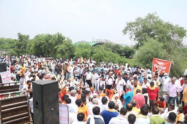 A mahapanchayat was organised at Delhi's Dwarka on Friday (Pic Via Twitter)