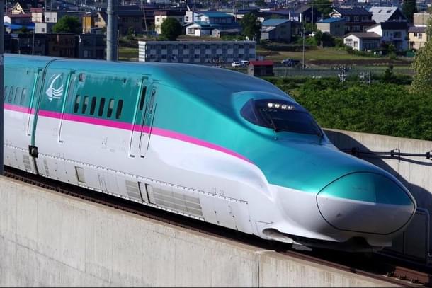 A bullet train (Photo via NHRSCL Website)