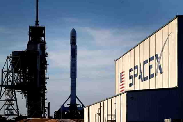 A SpaceX rocket sits on a launch pad in Cape Canaveral, Florida. (Joe Raedle/Getty Images)