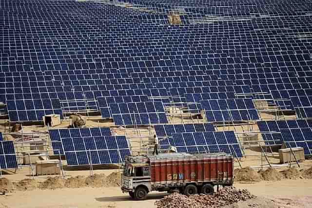 Solar panels at Roha Dyechem solar plant at Bhadla near Jodhpur, Rajasthan. (Representative Image) (MONEY SHARMA/AFP/Getty Images)