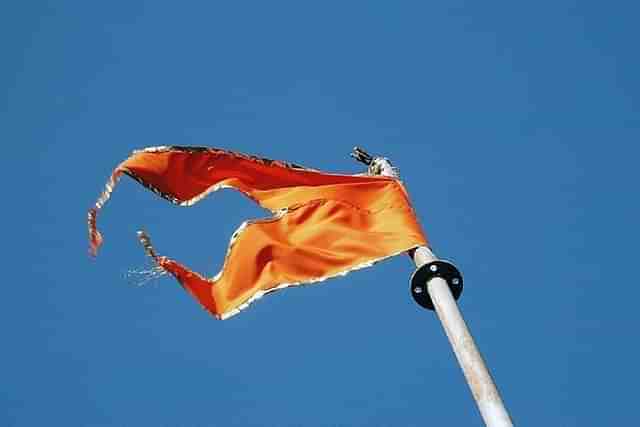 A saffron flag (Vivek Joshi/Wikimedia)