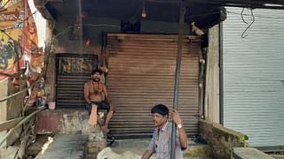 Bharat Raghuvanshi (the one sitting on the platform)