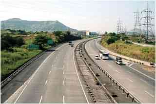Delhi-Agra highway.