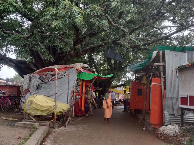 streets leading to the Ram Mandir
