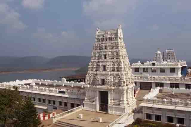 Sree Sita Ramachandra Swamy temple in Bhadrachalam (Pic Via Twitter)