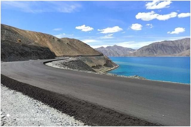 Spangmik-Kasket road. (@sahuajeet/Commissioner Secretary to Administration of Ladakh)