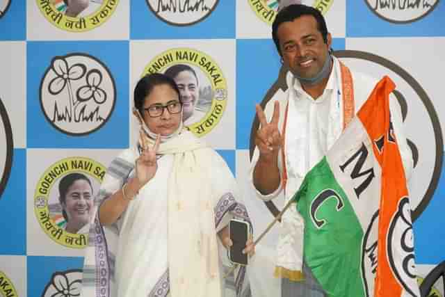 Mamata Banerjee and Leander Paes (Facebook) 