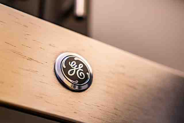 GE splitting is a wake up call to conglomerates.