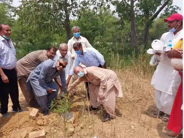 Foundation being laid for the first Hindu temple in Islamabad. (Picture: @OrgSarifm)