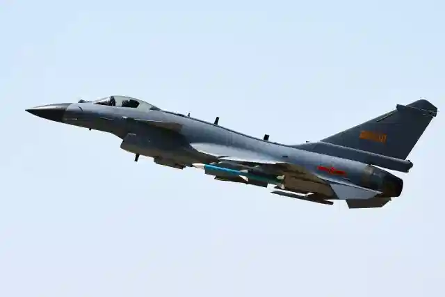 J-10 C fighter aircraft (Pic Via China Military)