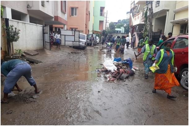 Pourakarmikas on a clean-up drive in Bengaluru.